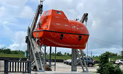 SOLAS requirements for Lifeboat