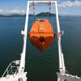 free-fall lifeboat launching appliance